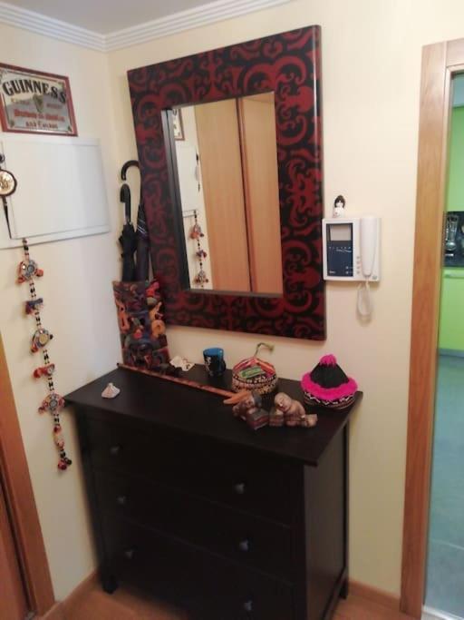 Habitacion En Piso Compartido Cerca De Playa De Samil Vigo Eksteriør billede