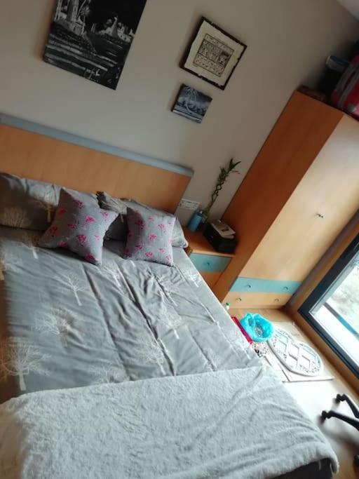 Habitacion En Piso Compartido Cerca De Playa De Samil Vigo Eksteriør billede